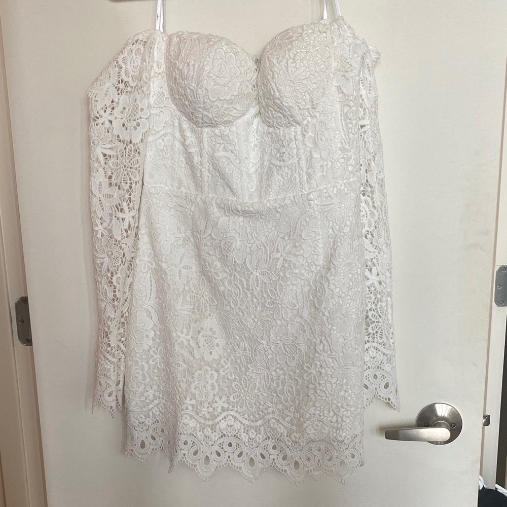 Lulu's Elegant White Lace Dress